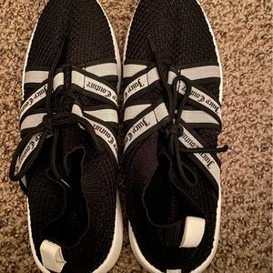 Juicy Couture barely worn